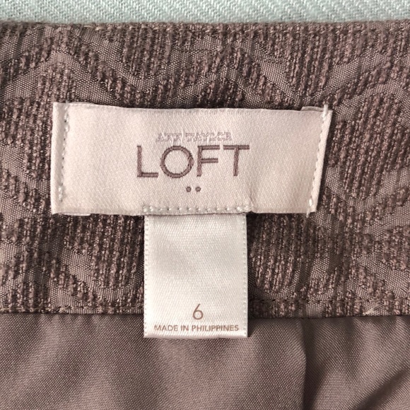 Taupe Loft Skirt - Picture 3 of 3